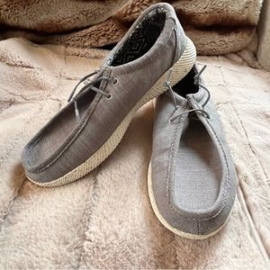 Crevo Ronnie Youth Slip-On Shoes- Size 6